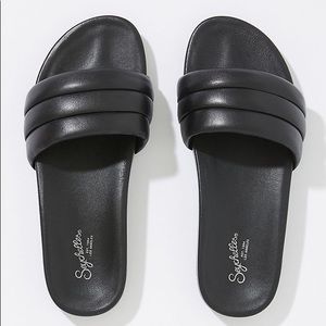 Seychelles Low Key Sandal
